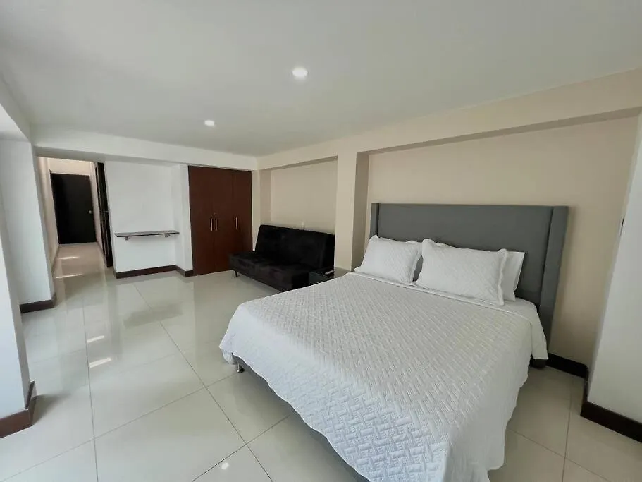 Private Jacuzzi 3 Bedroom Apartment In Provenza Cartagena Medellin